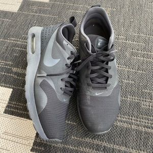Nike Air Max Great Condition Men’s 9.5